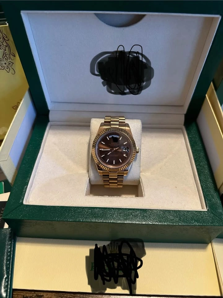 LUXURY WATCH - photo 2
