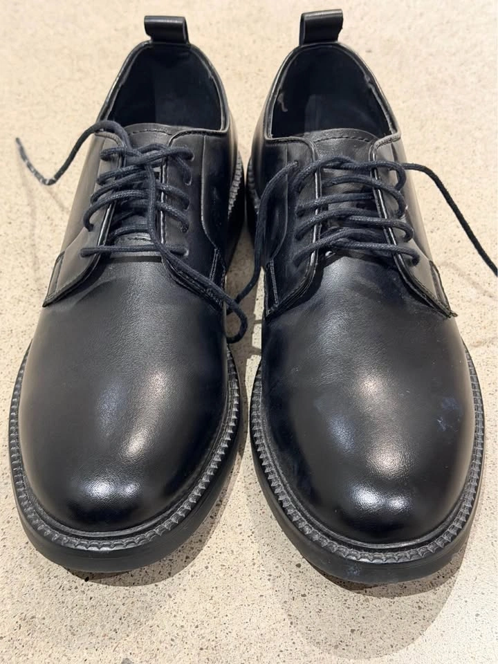 Black Leather Derby Shoes - photo 5
