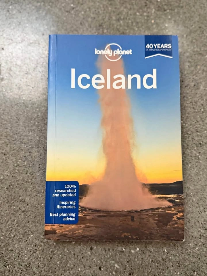 Lonely Planet Iceland Travel Guide