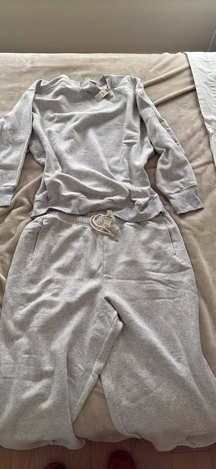 OFFLINE By Aerie Cloud Fleece Set - XL Long Joggers & XL Crew