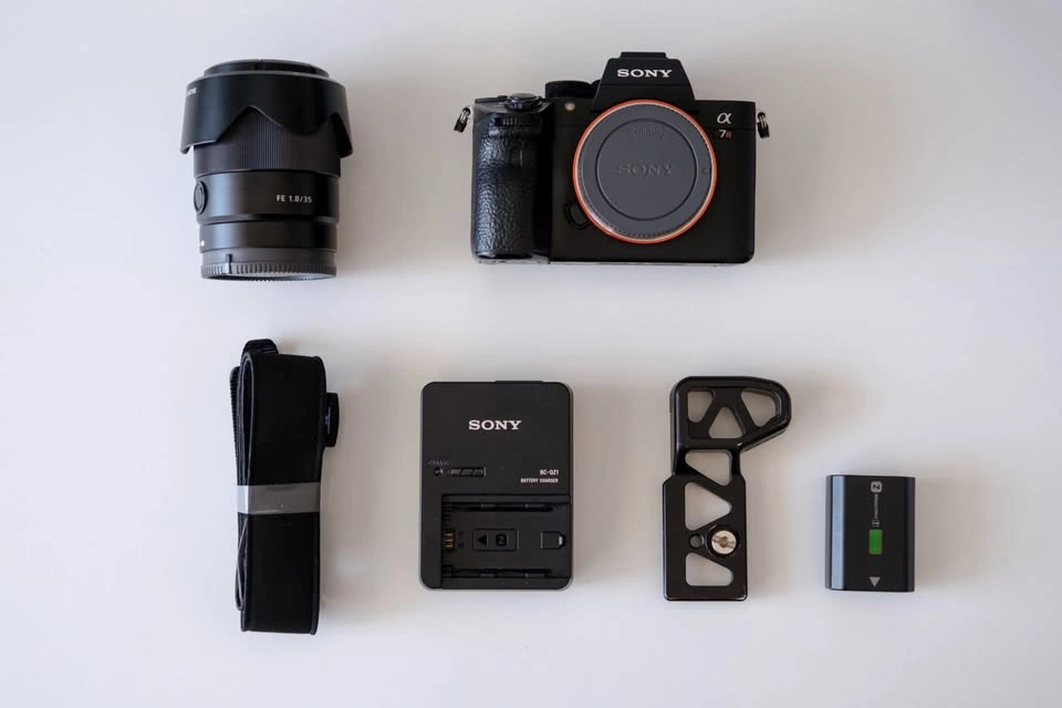 Sony A7R III + FE 35mm f1.8 lens - photo 4
