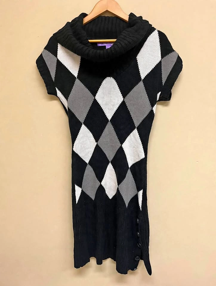 Jolie Argyle Cowl Neck Sweater Dress – Size S – Like New