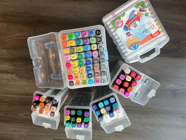 Mixed Colouring Marker Set