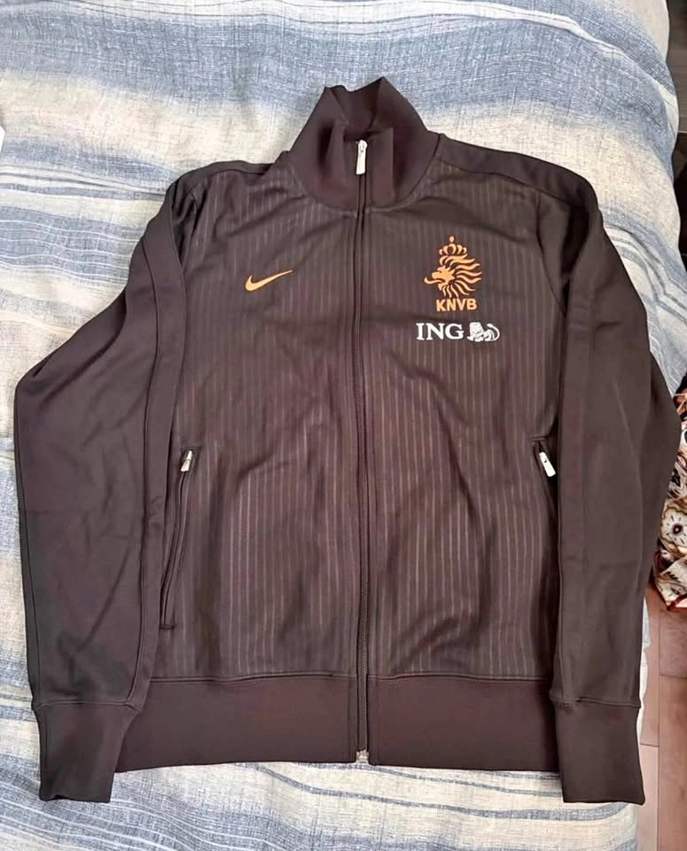 Size Medium: Nike Nederland track jacket