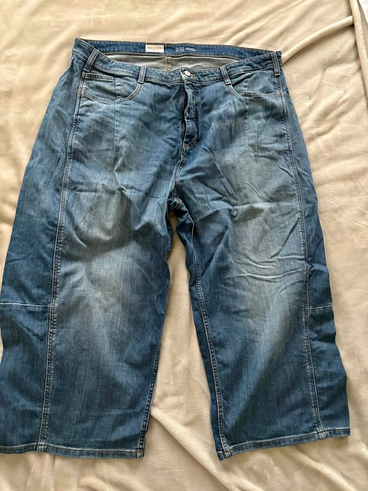 Pilcro by Anthropologie The Kenna Mid-Rise Barrel Jeans 20W