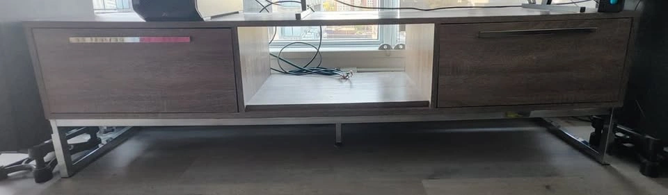 Media Stand - photo 2