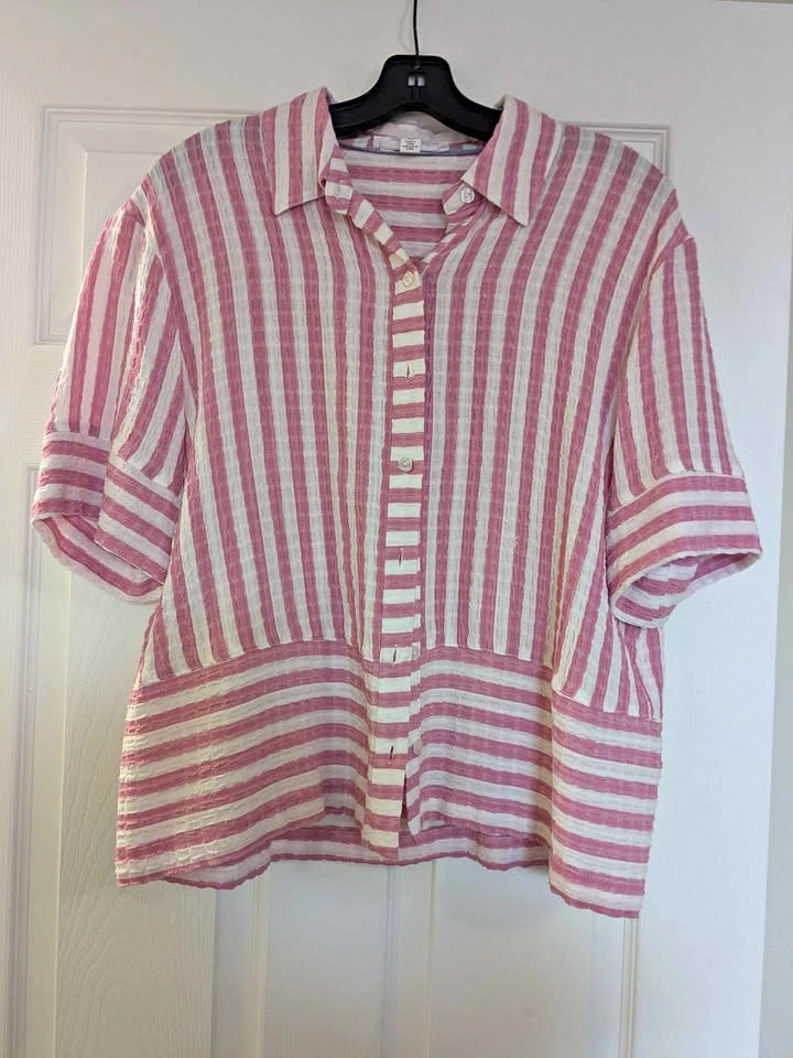 Jane + Delancey Striped Short Sleeve Button-Down Shirt