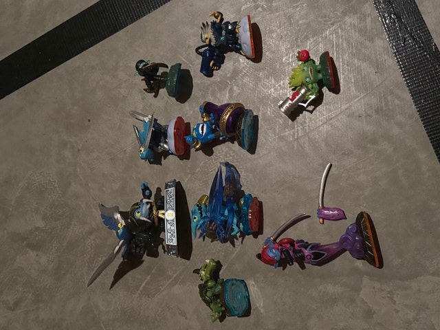 Skylanders lot