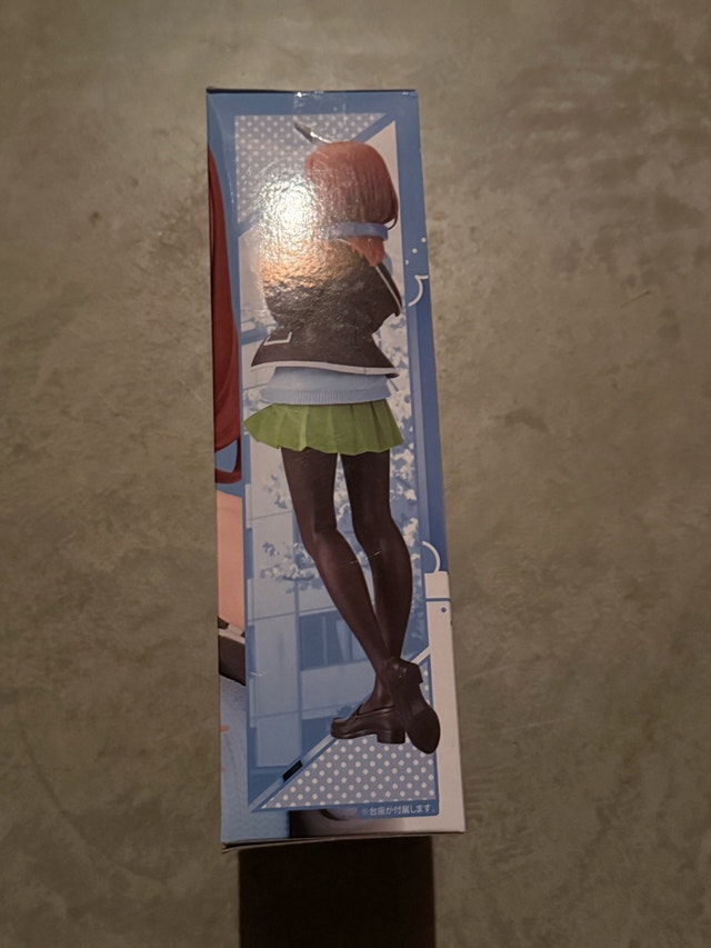 Miku Nakano figure - photo 4
