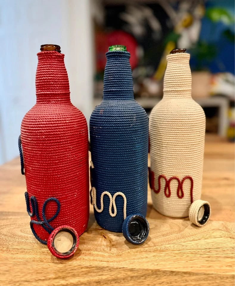 60s liquor wrapped decanters - photo 2