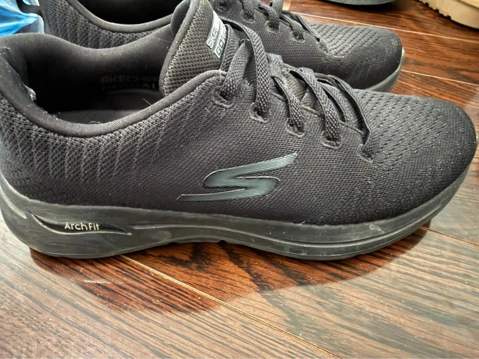Skechers Go Walk Arch Fit Shoes - photo 2