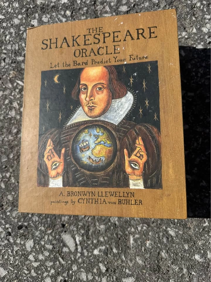 The Shakespeare Oracle: Let the Bard Predict Your Future - photo 2