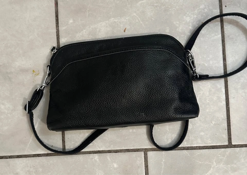 Black Genuine Leather Crossbody Bag – Multi-Pocket - photo 2