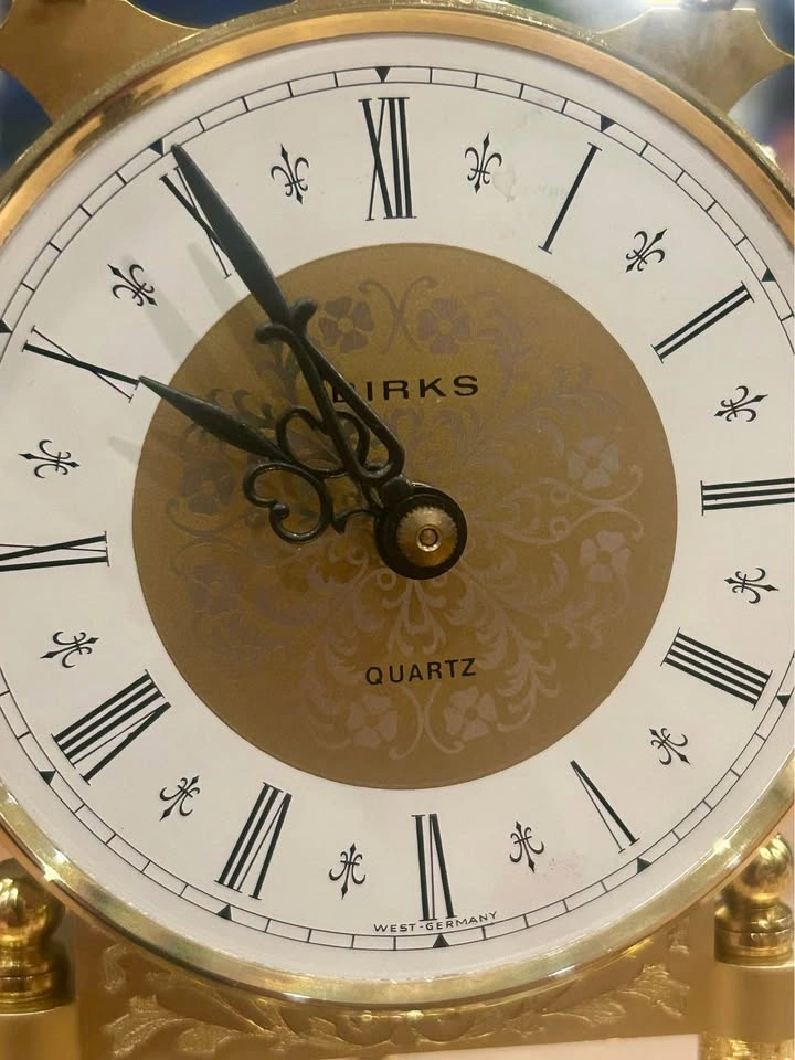 Birks Quartz Mantel Clock with Glass Dome - photo 3