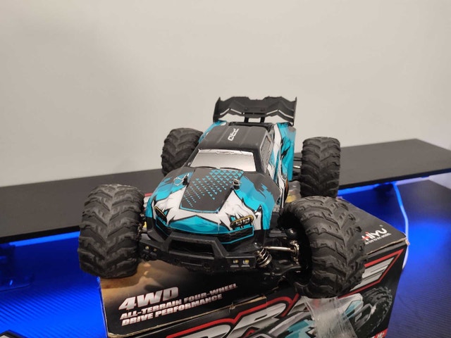 RC car like new - photo 2