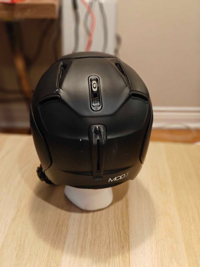 Oakley Mod 5 Helmet – SM, Black – Barely Used - photo 4