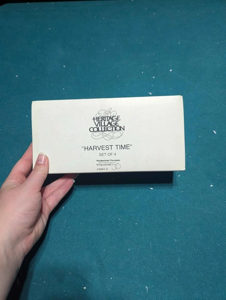 Department 56 - The Heritage Village - Harvest Time (missing fig - photo 3