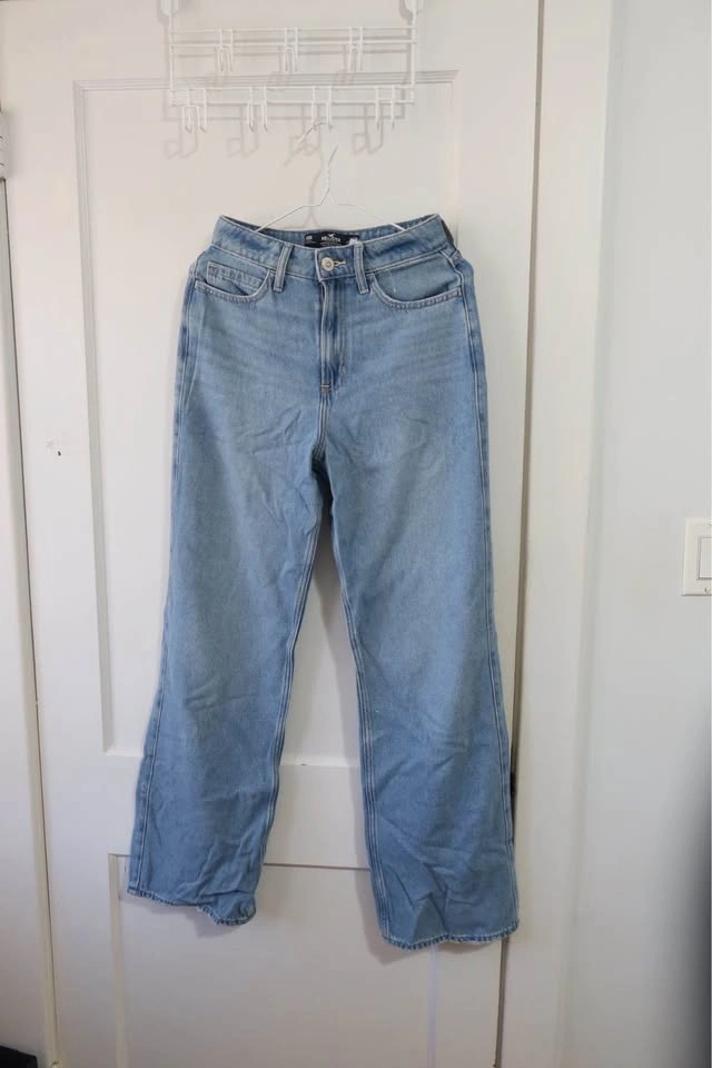 Hollister Ultra High-Rise Baggy Jeans – Light Wash – Size 00R / - photo 3