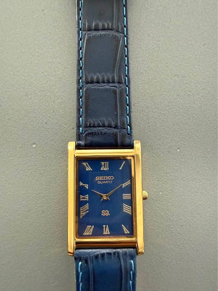 Restored Vintage Seiko Slim Tank gold Case blue Dial