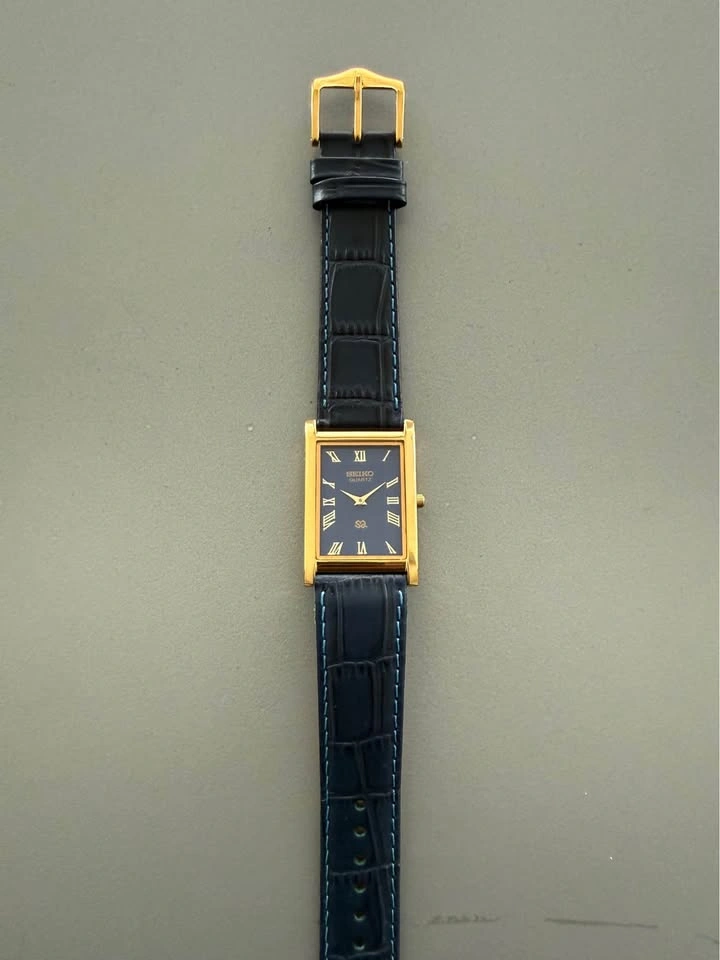 Restored Vintage Seiko Slim Tank gold Case blue Dial - photo 2