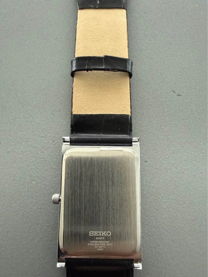 Restored Vintage Seiko Slim Tank silver Case green Dial - photo 3