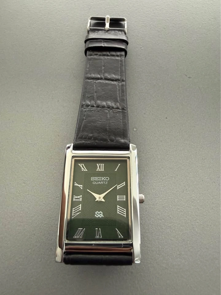 Restored Vintage Seiko Slim Tank silver Case green Dial - photo 4