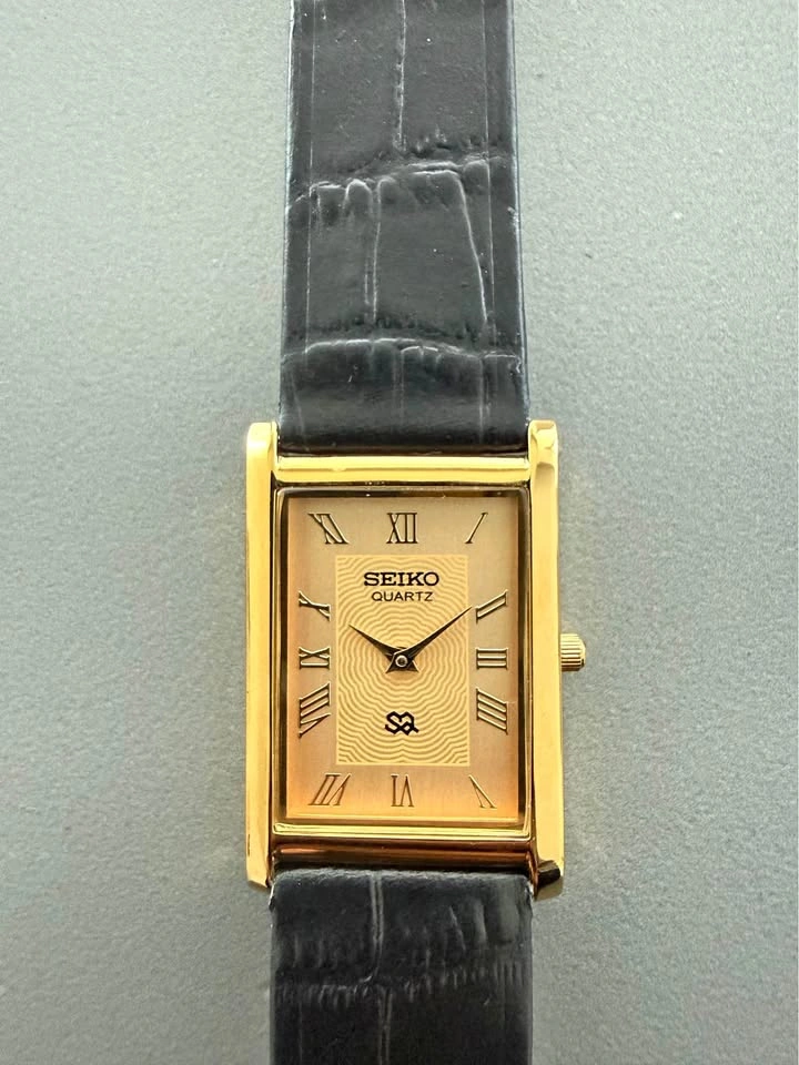 Restored Vintage Seiko Slim Tank Gold Case Champagne Dial