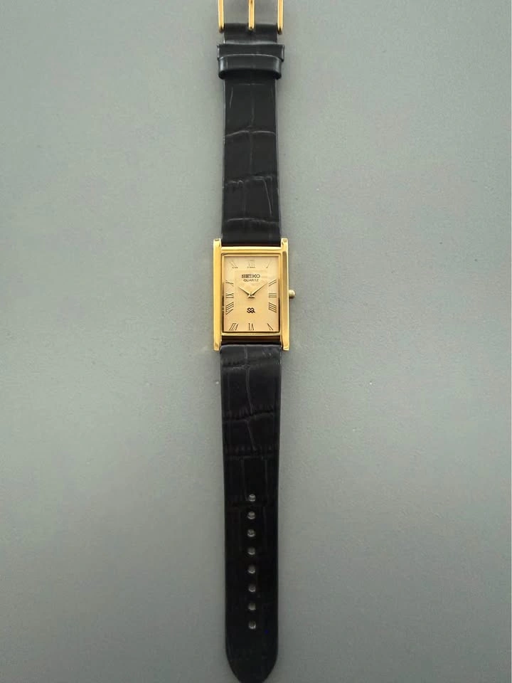 Restored Vintage Seiko Slim Tank Gold Case Champagne Dial - photo 2