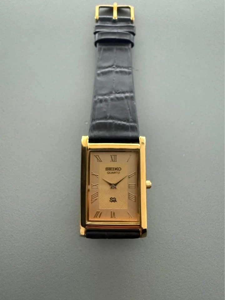 Restored Vintage Seiko Slim Tank Gold Case Champagne Dial - photo 3