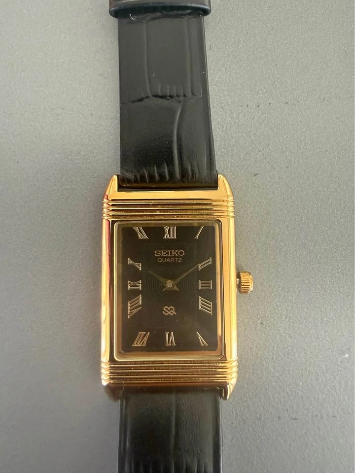 Vintage Seiko Reverso Style Tank Watch - Black Gold Dial