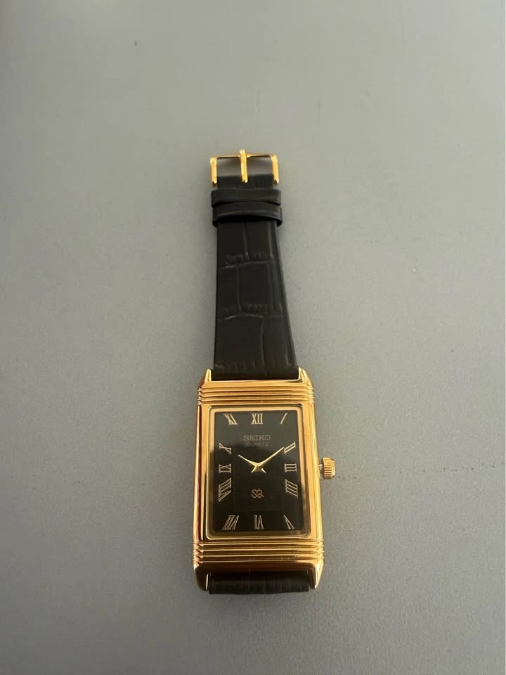 Vintage Seiko Reverso Style Tank Watch - Black Gold Dial - photo 3