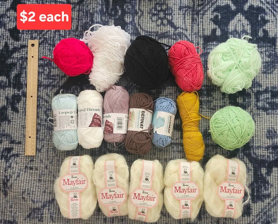 Yarn, thread, and knitting needles - photo 4