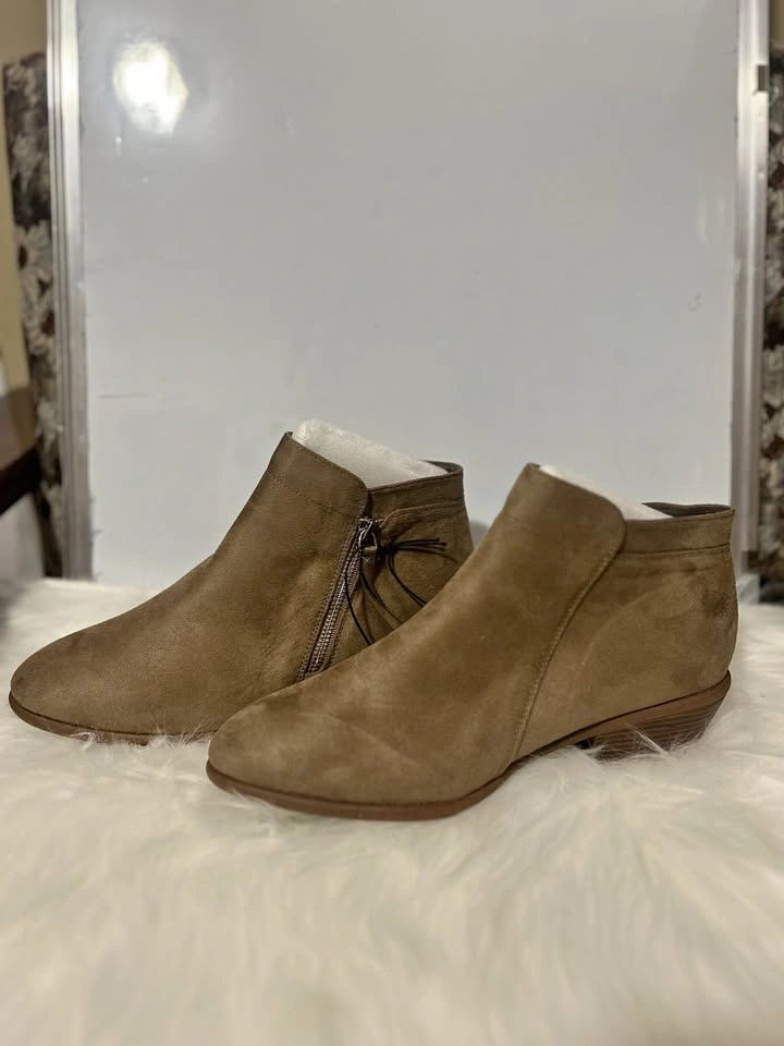 Forever 21 Suede Brown Women's Ankle Boots Size 7.5