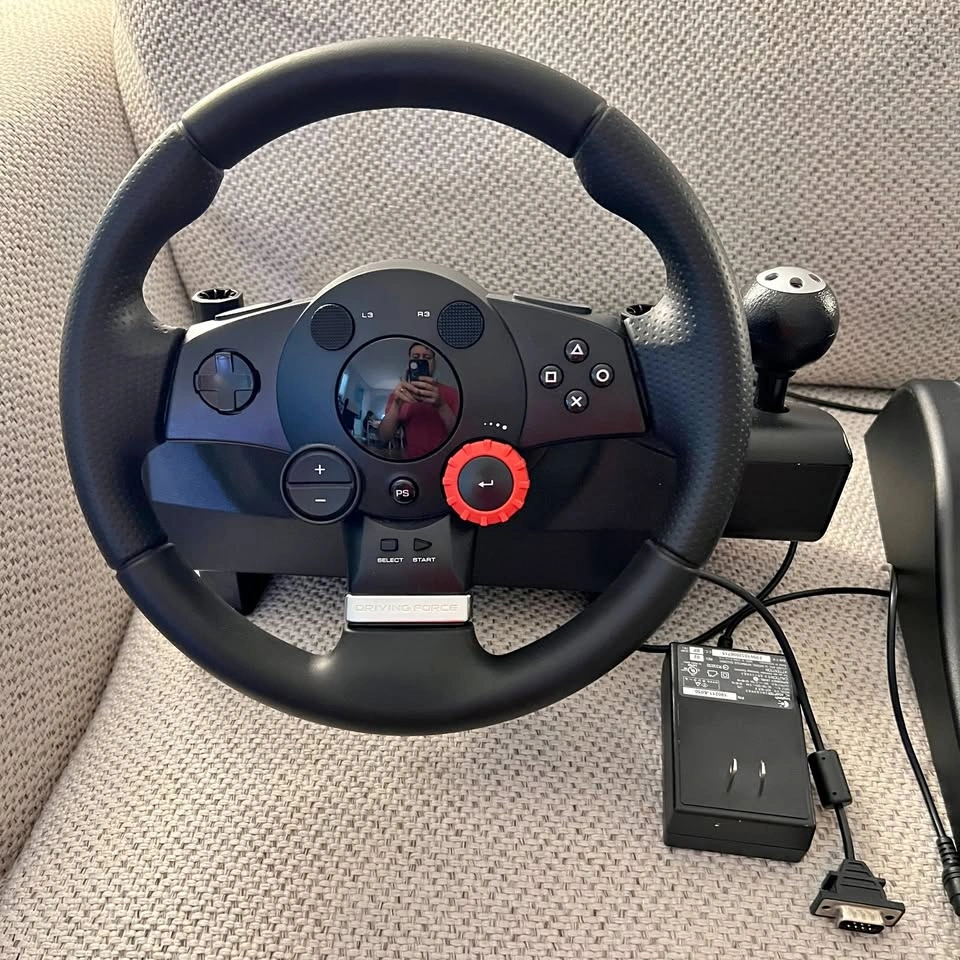 Logitech Driving Force GT Racing Wheel & Pedals for PS3/PC