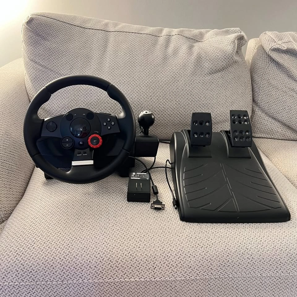 Logitech Driving Force GT Racing Wheel & Pedals for PS3/PC - photo 4