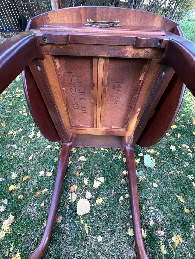 Vintage Drexel Heritage Cherry Drop Leaf Table - photo 5