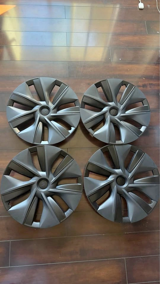 19” Original Tesla Model Y Matte Black Wheel Covers - Set of 4