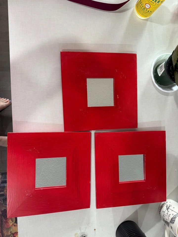 3 - 10x10 Ikea Red / Mirrored Frames