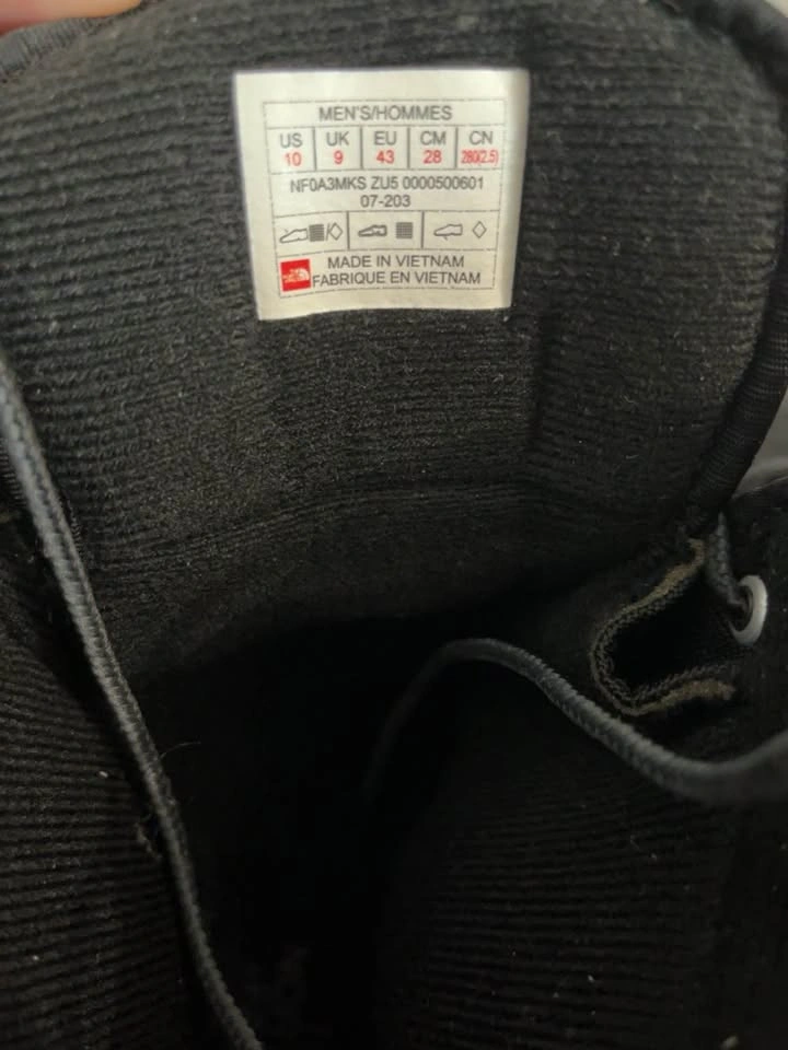 The North Face Waterproof Winter Boots – Men’s Size 10 - photo 4