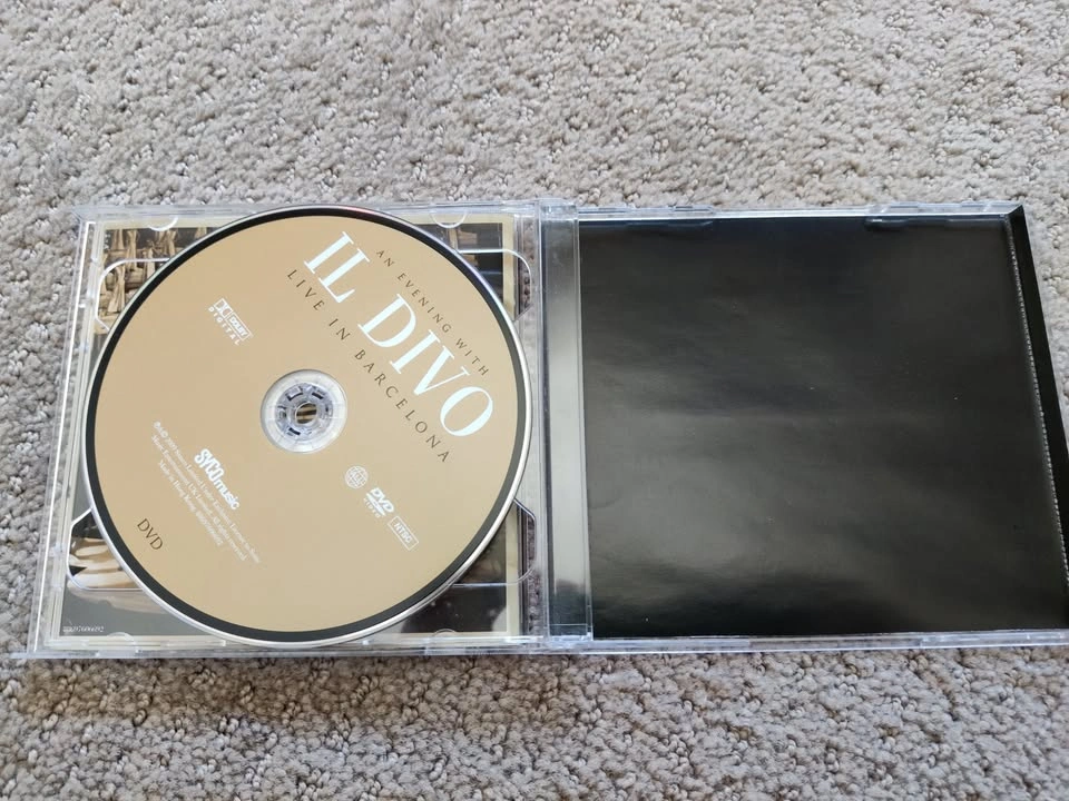An Evening with IL DIVO Live in Barcelona - CD & DVD Music Album - photo 3