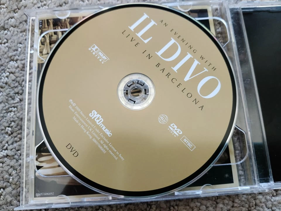 An Evening with IL DIVO Live in Barcelona - CD & DVD Music Album - photo 4