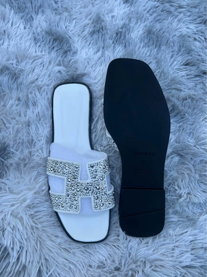 Hermes Crystal H Slide Sandals Size 37 - photo 3