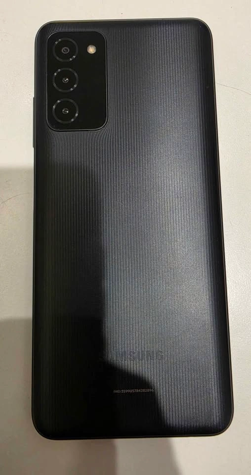 Samsung A03s - photo 2
