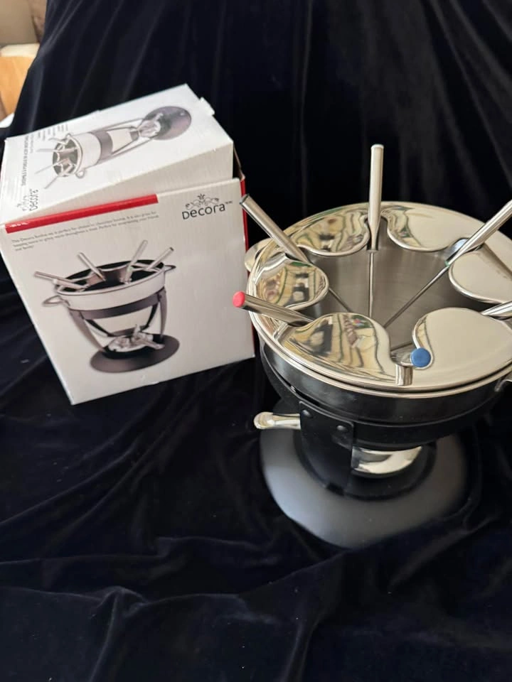 Decora 11-Piece Stainless Steel Fondue Set – Complete with Box