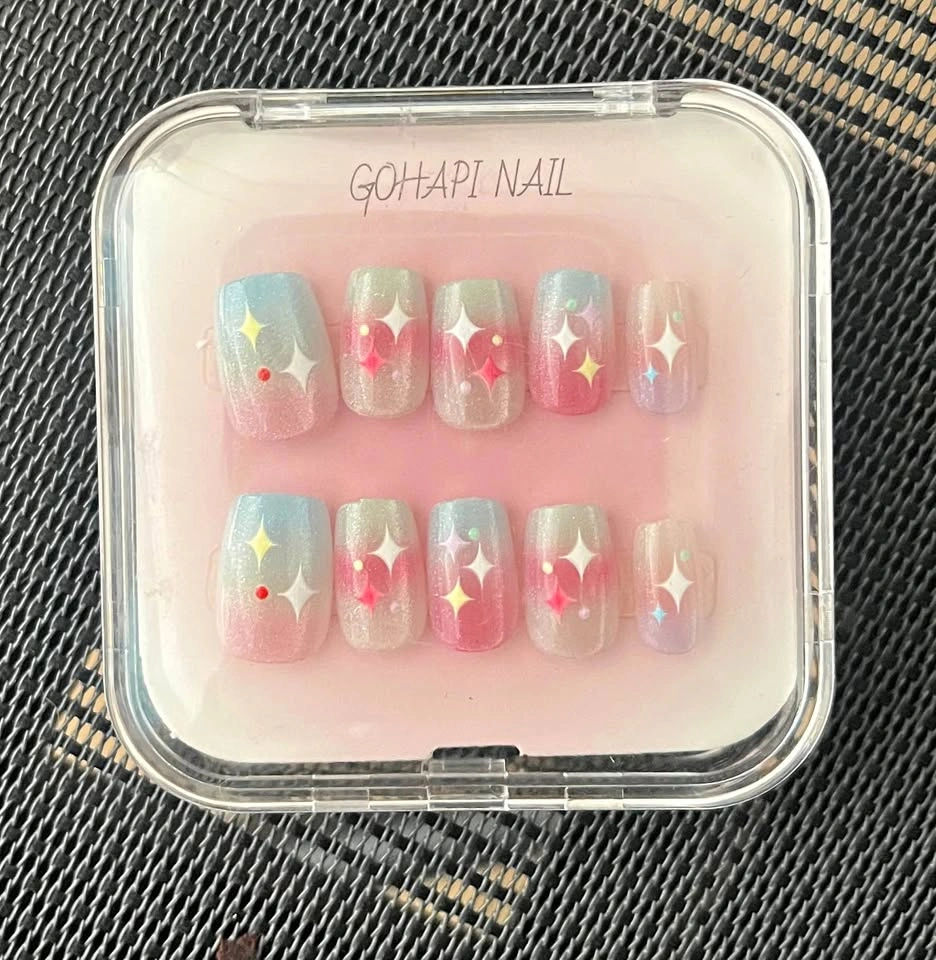 Colorful set of square nails size M