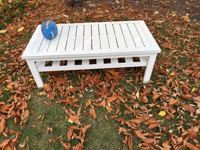 Classic white outdoor patio coffee table
