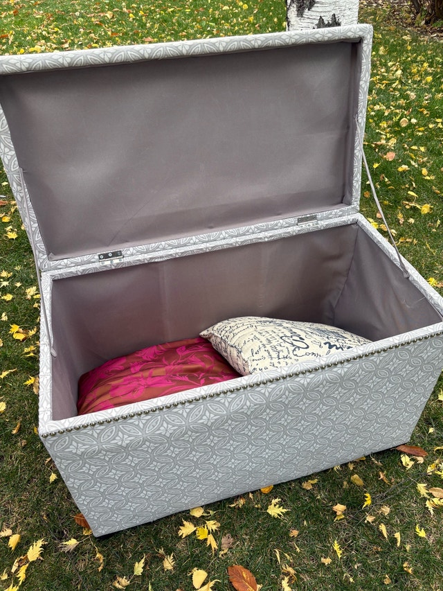 Storage Ottoman