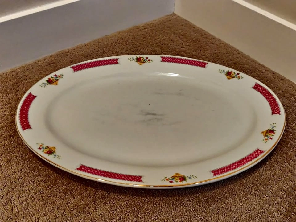 Vintage Chinese Large Oval Serving Dish Plate Tray Famille Rose