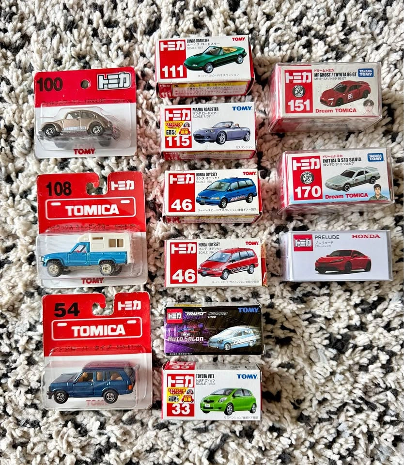 Old releases Tomica for sale