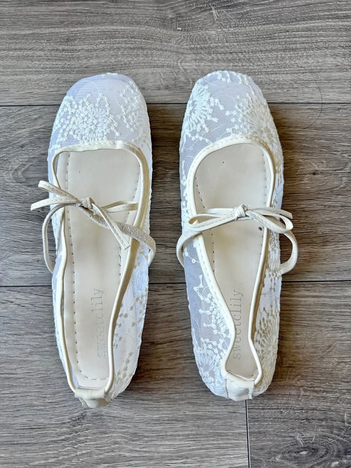Mesh Mary Jane Ballet Flats